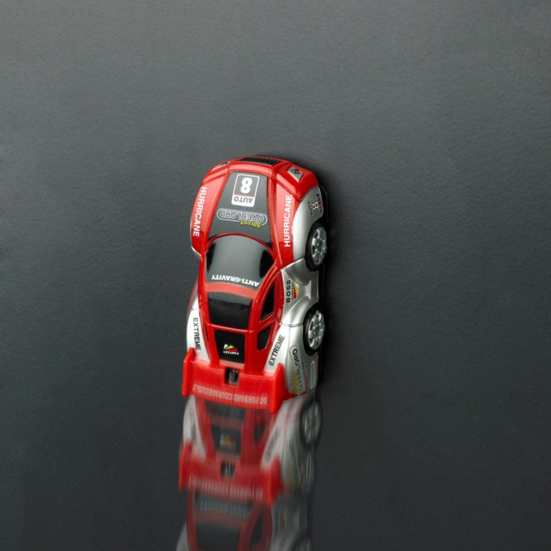 Ferngesteuertes Wand Klettern Auto, 4-Kanal-Steuerung  Anti-Schwerkraft-Wand-Kletterer Auto, USB Wiederaufladbare Auto mit  LED-Vorne und Hinten
