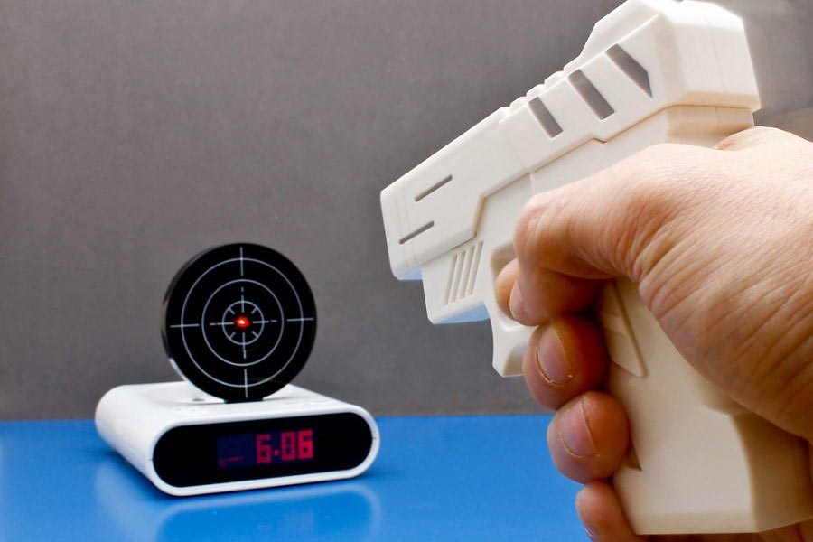 gadget wecker mit infrarot laser pistole » günstig kaufen!